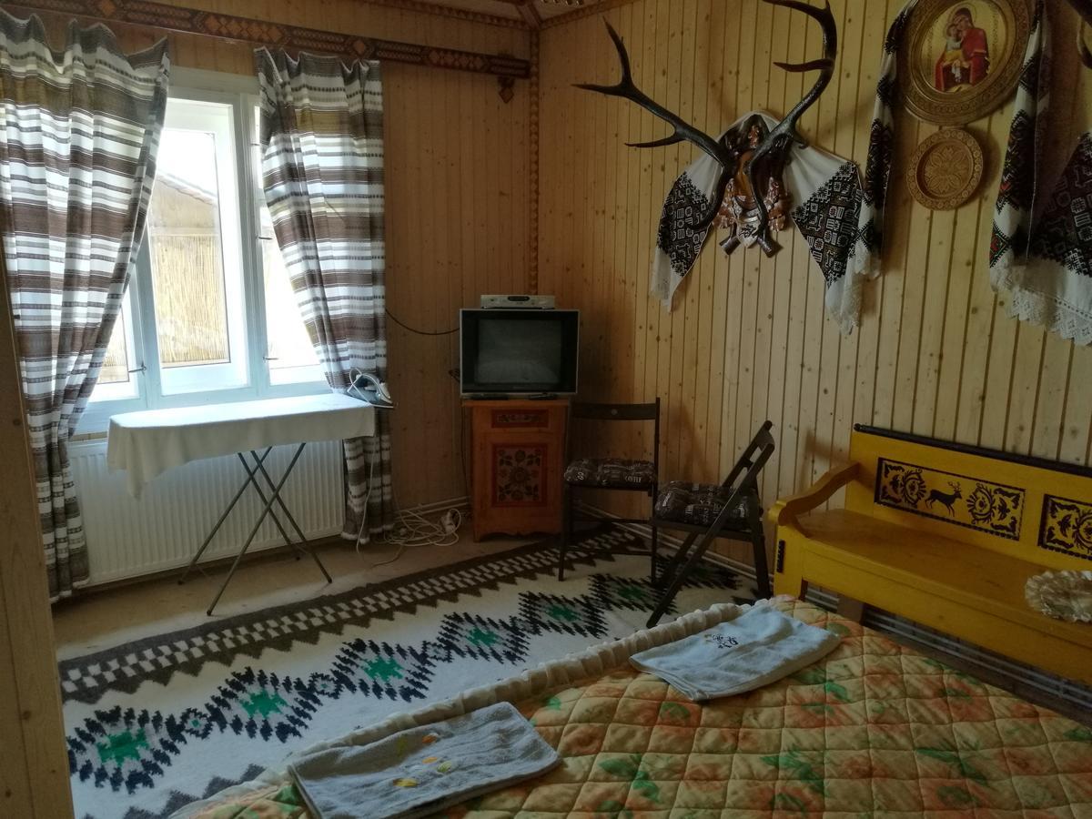 Vila Gutsulska Oselya Krivopol'ye Exteriér fotografie